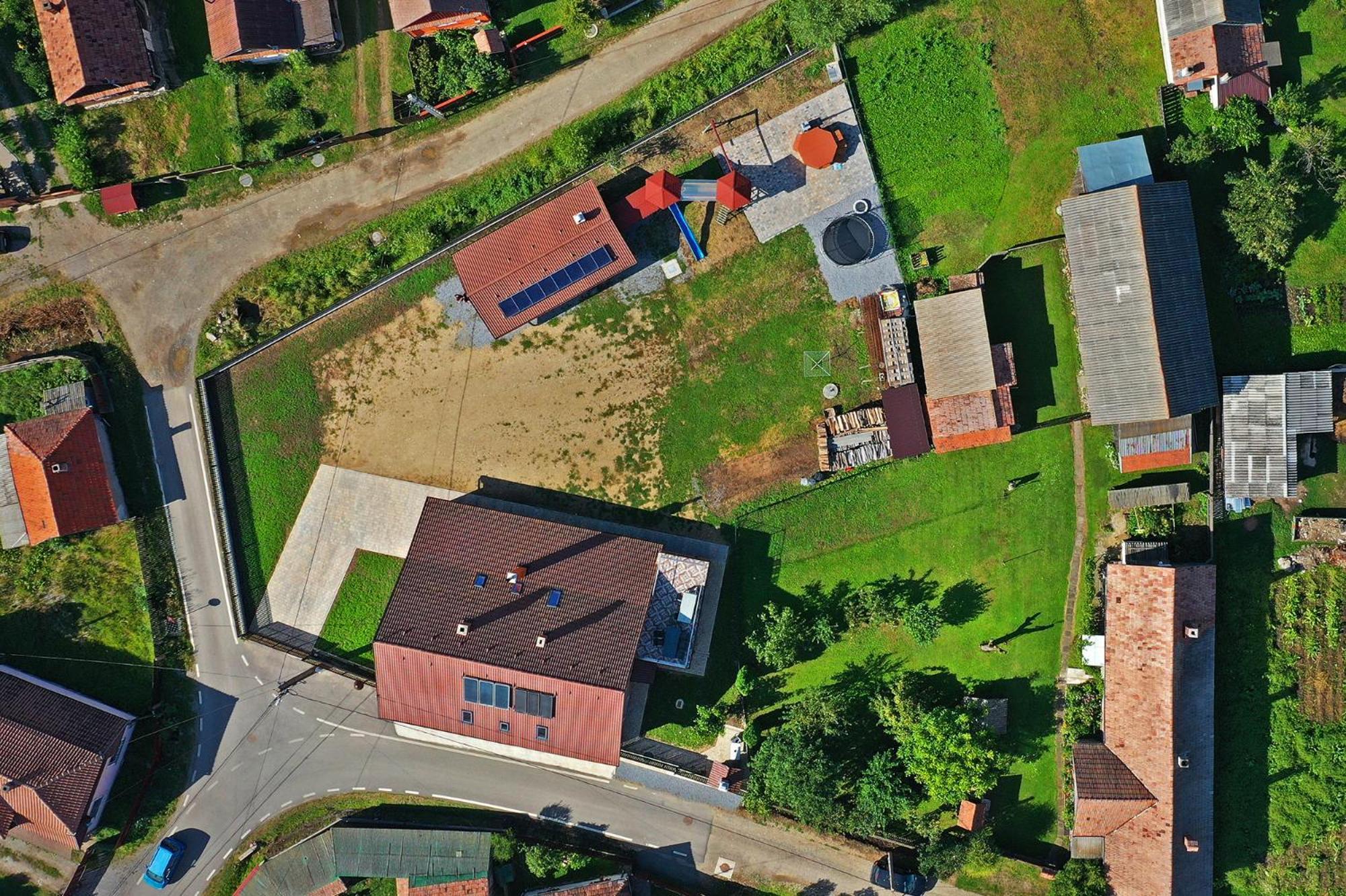 Вілла Eross Kulcsoshaz Lazarea Екстер'єр фото
